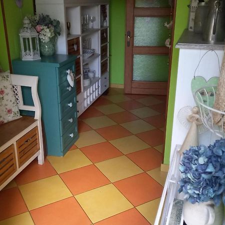 Chata u rybníka - Chrastná Osecna Exteriér fotografie